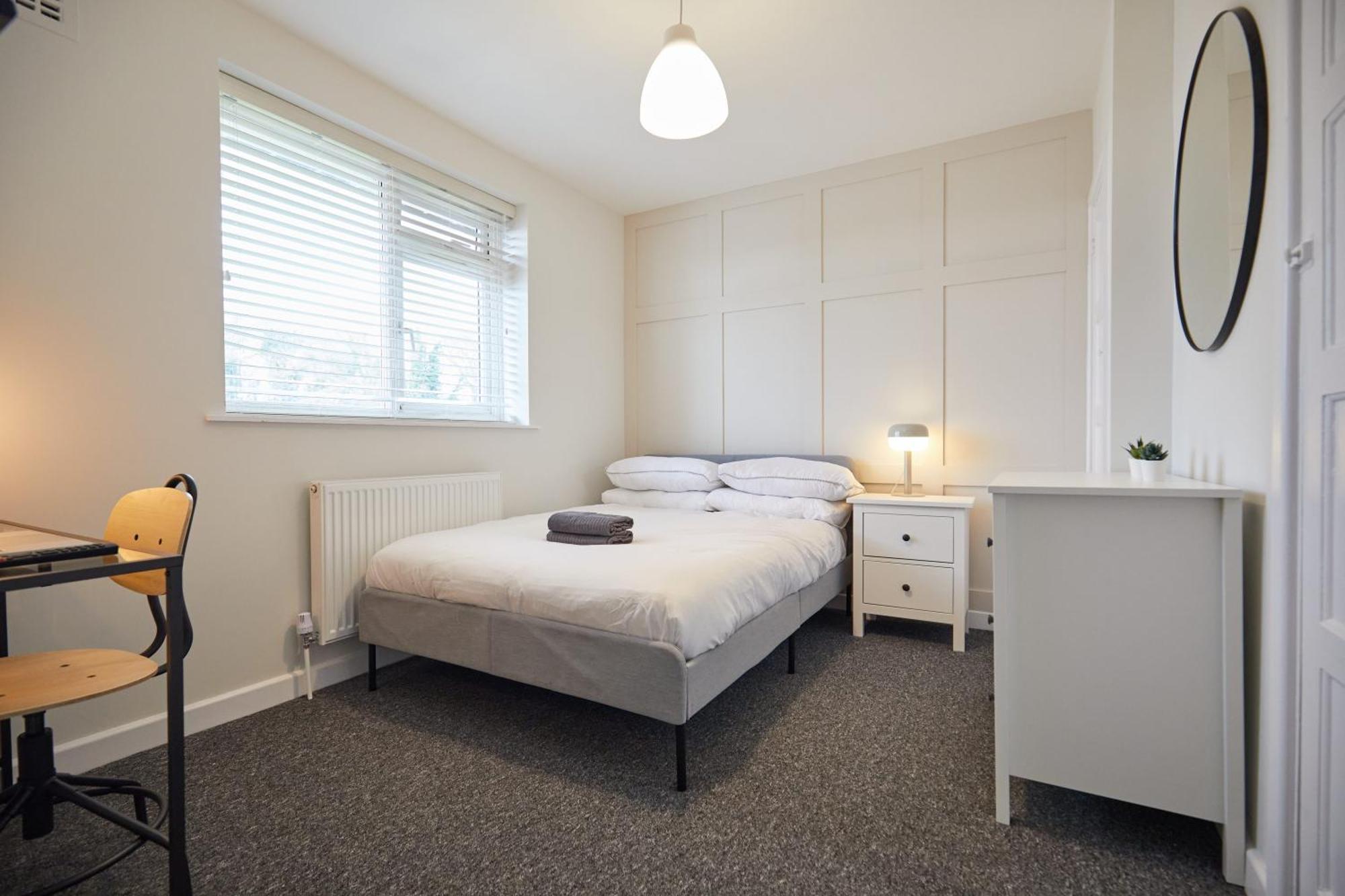 Unique 5 Bedroom Fully Upgraded With Parking X4 Norwich
