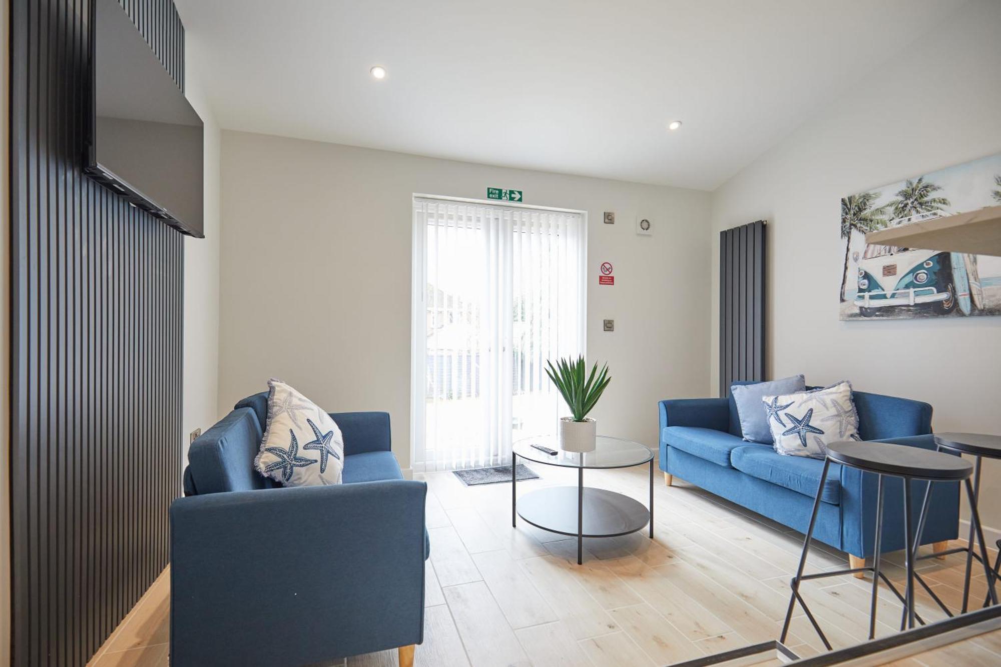 Unique 5 Bedroom Fully Upgraded With Parking X4 Norwich