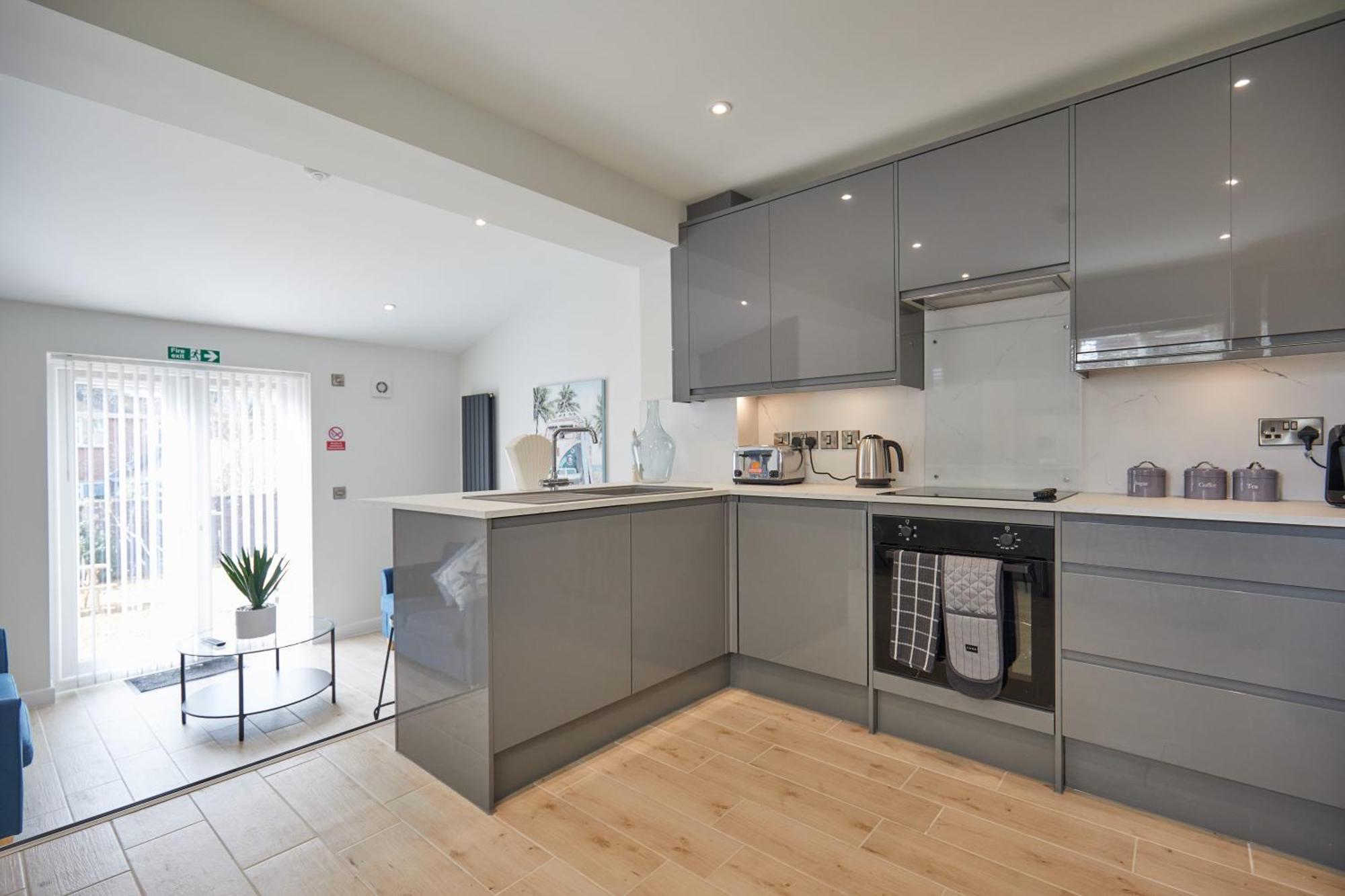 Holiday home Unique 5 Bedroom Fully Upgraded With Parking X4